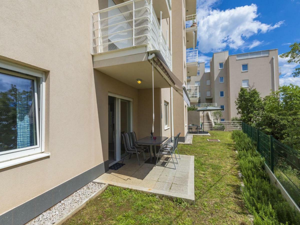 Apartments Mb Crikvenica Exterior foto