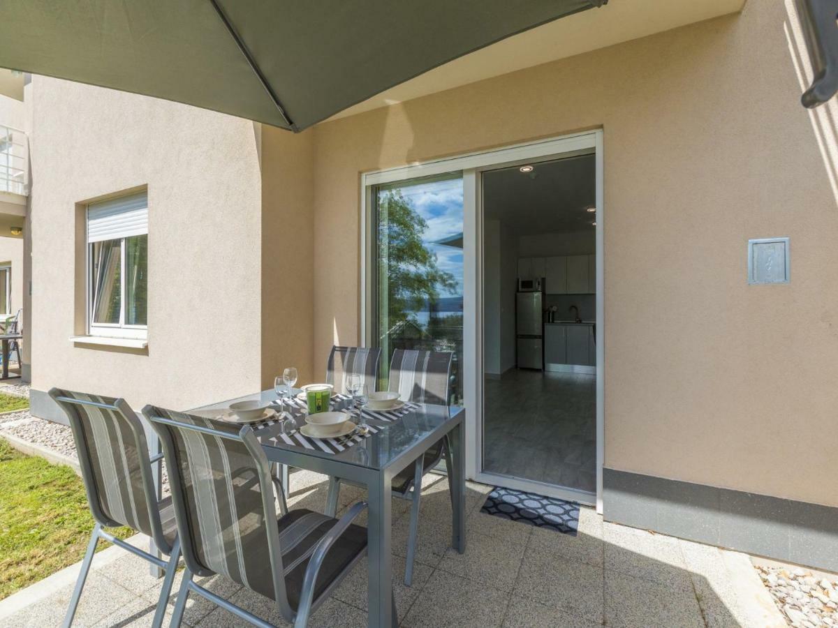 Apartments Mb Crikvenica Exterior foto